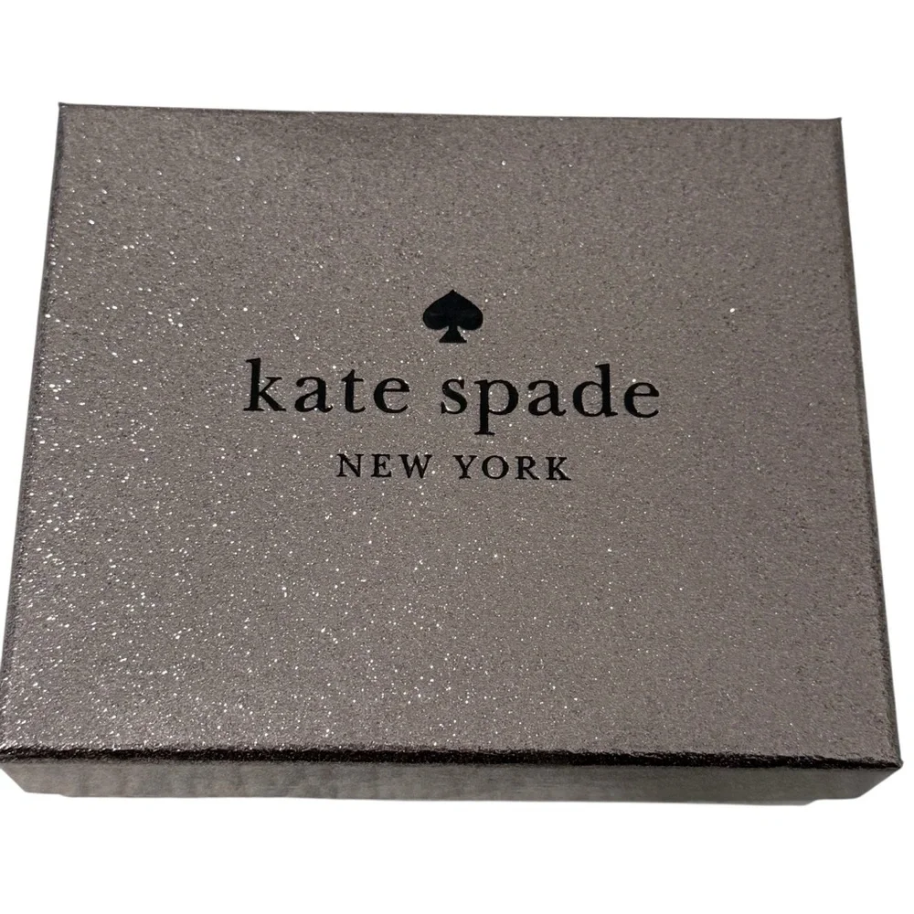 Kate Spade NWT Kenzie Raspberry Cardholder - Picture 4 of 4